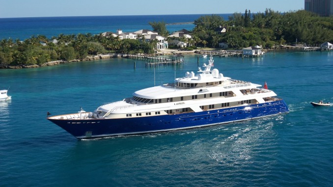 Yacht